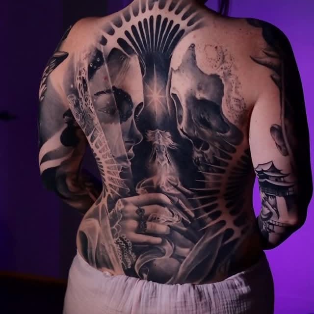 Realism tattoo by Naomi Burke